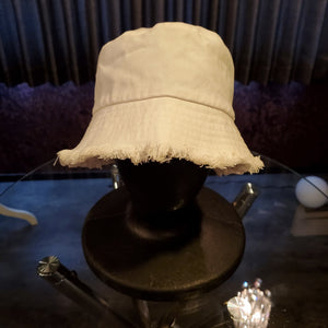【0059】BALENCIAGA　帽子　【売切れ】