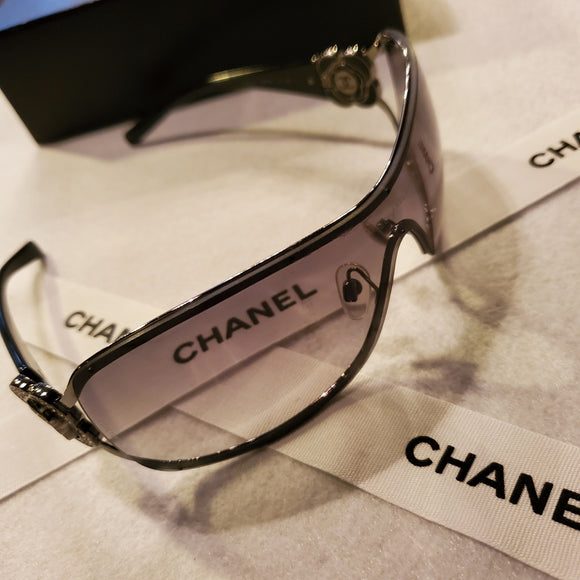 【0068】CHANEL　サングラス