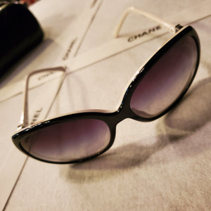 【0095】CHANEL　サングラス