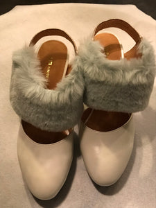 【0070】UN UNITED　NUDE　サンダル